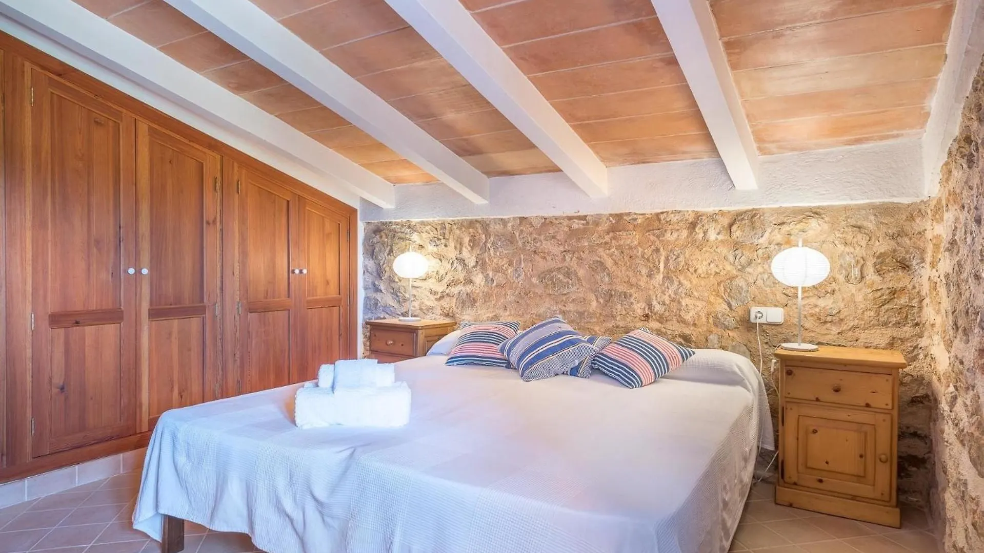 Ferienhaus Mit Privatpool Fuer 8 Personen Ca 350 Qm In San Lorenzo De Cardessar, Mallorca Suedostkueste Von Mallorca Sant Llorenc Des Cardassar