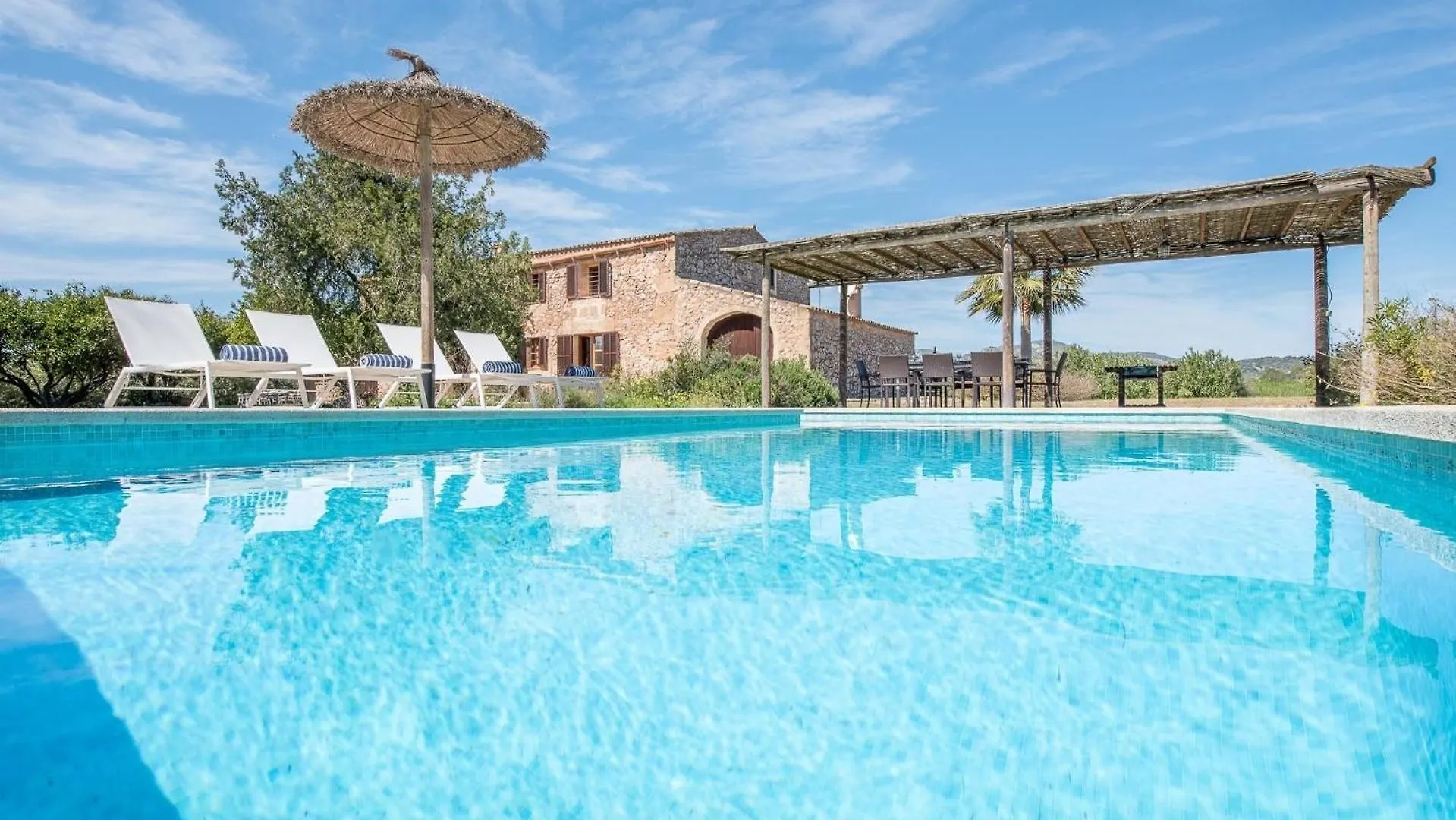 Ferienhaus Mit Privatpool Fuer 8 Personen Ca 350 Qm In San Lorenzo De Cardessar, Mallorca Suedostkueste Von Mallorca contacts